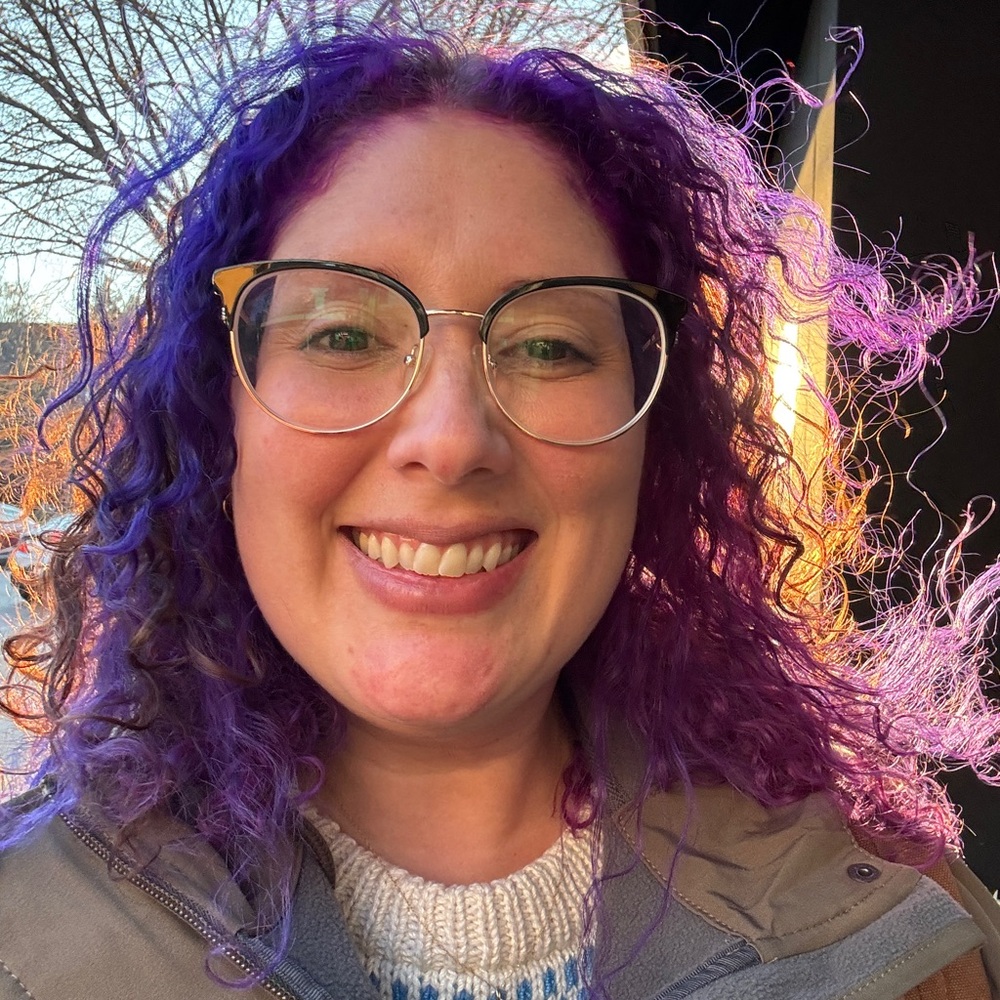 Meet your Posher, Angelica